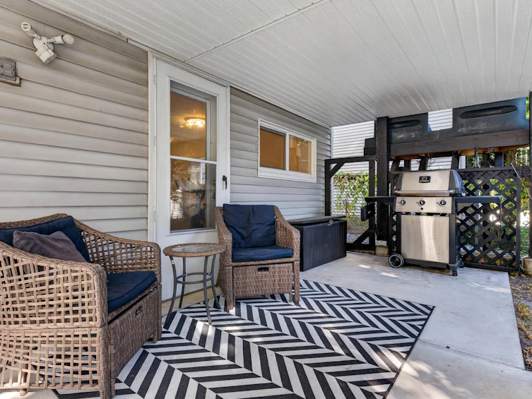 2218 E 11th Avenue, Vancouver, BC, V5N 1Z6 - 35