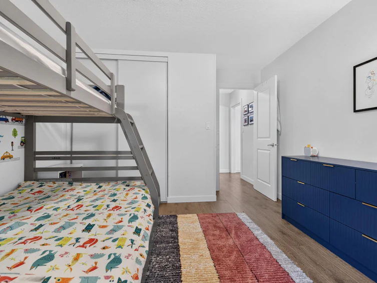 2218 E 11th Avenue, Vancouver, BC, V5N 1Z6 - 18