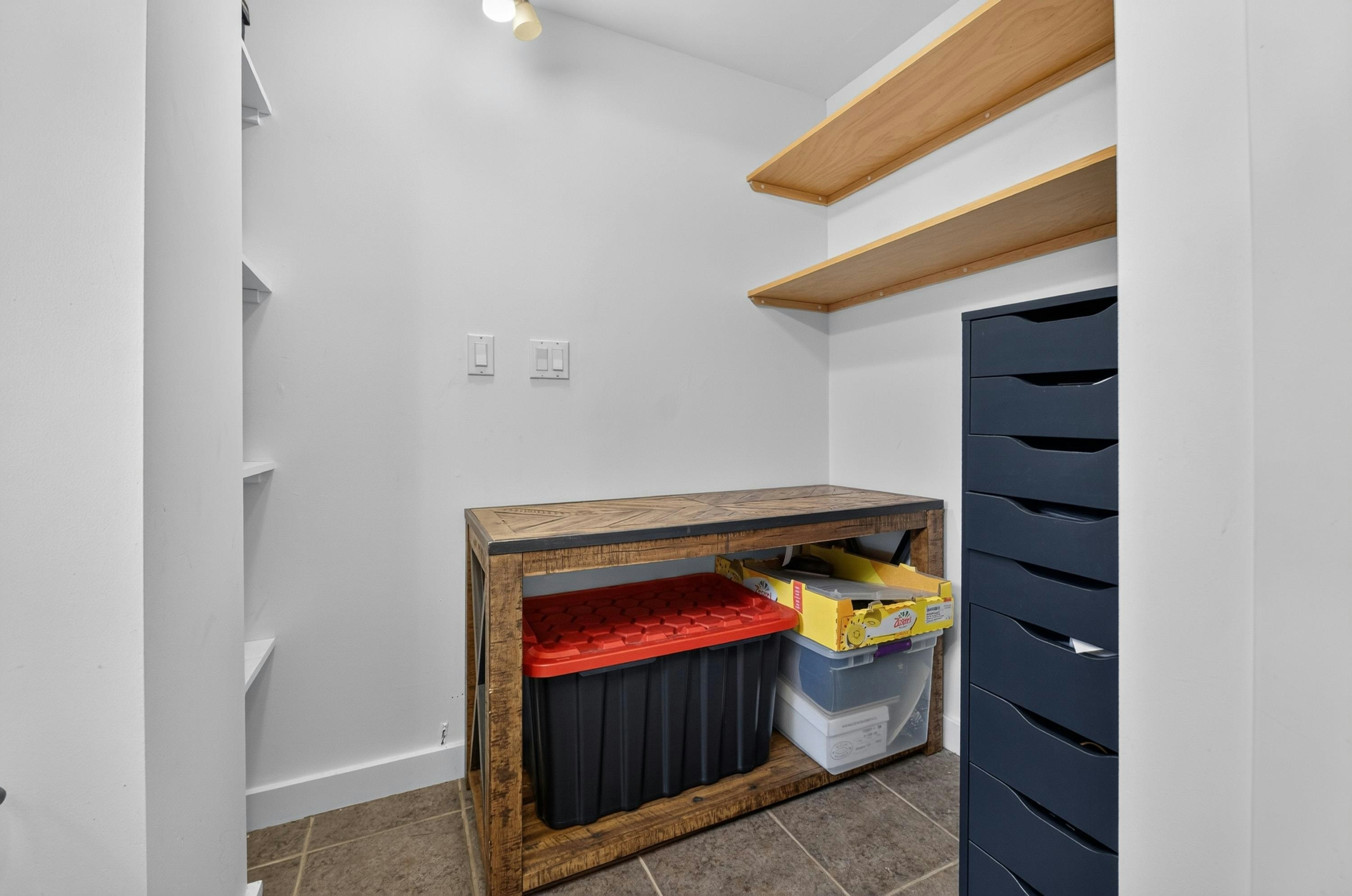 2218 E 11th Avenue, Vancouver, BC, V5N 1Z6 - 33