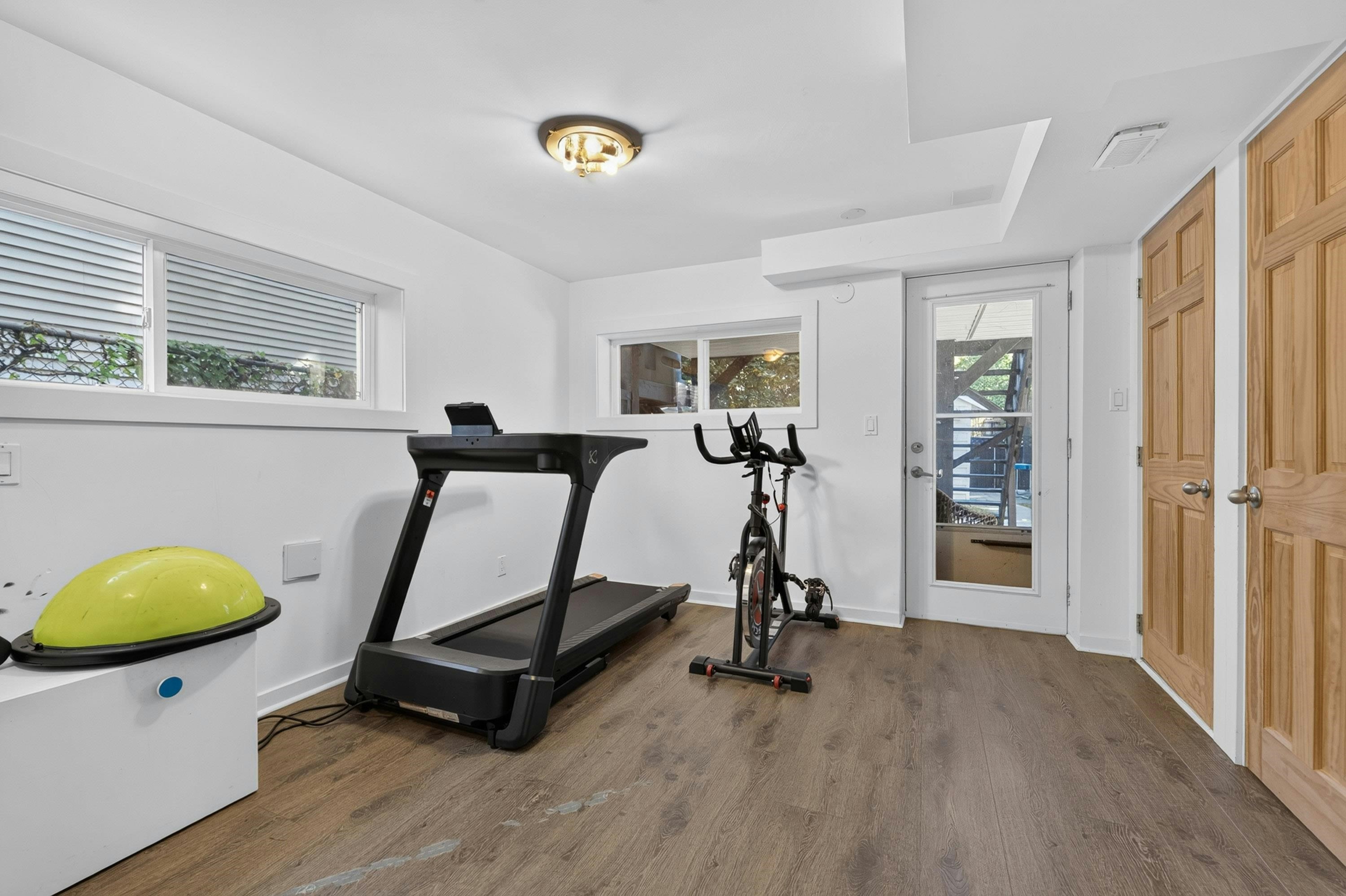 2218 E 11th Avenue, Vancouver, BC, V5N 1Z6 - 30