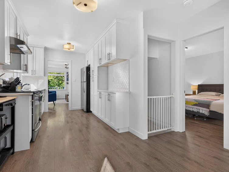 2218 E 11th Avenue, Vancouver, BC, V5N 1Z6 - 13