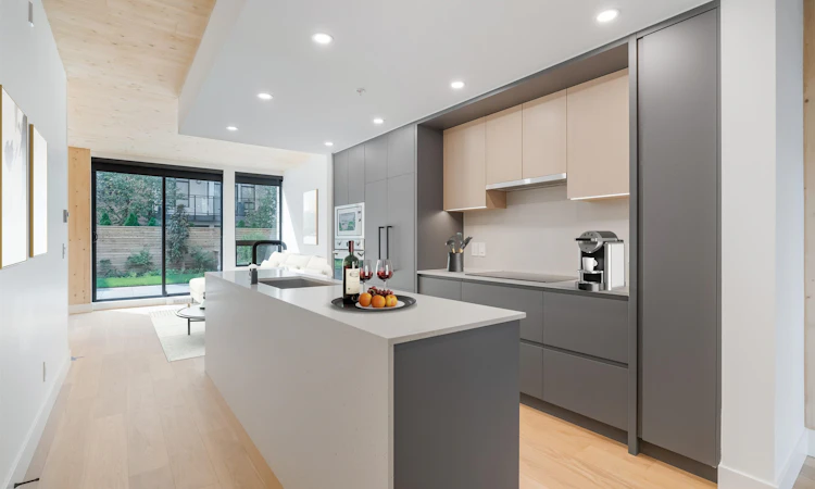 114-310 Salter Street
