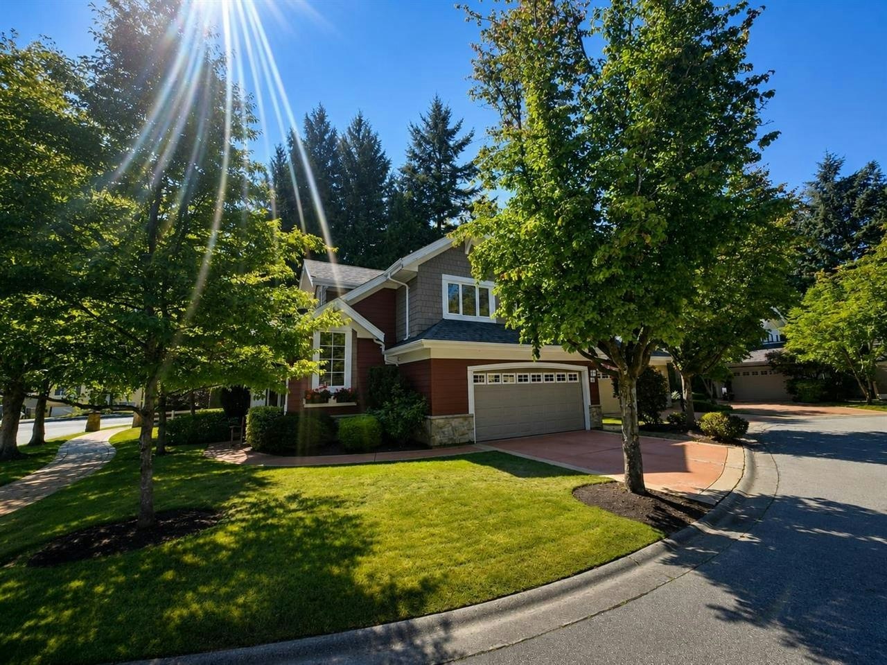 8-15055 20 Avenue, Surrey, BC, V4A 9Y2