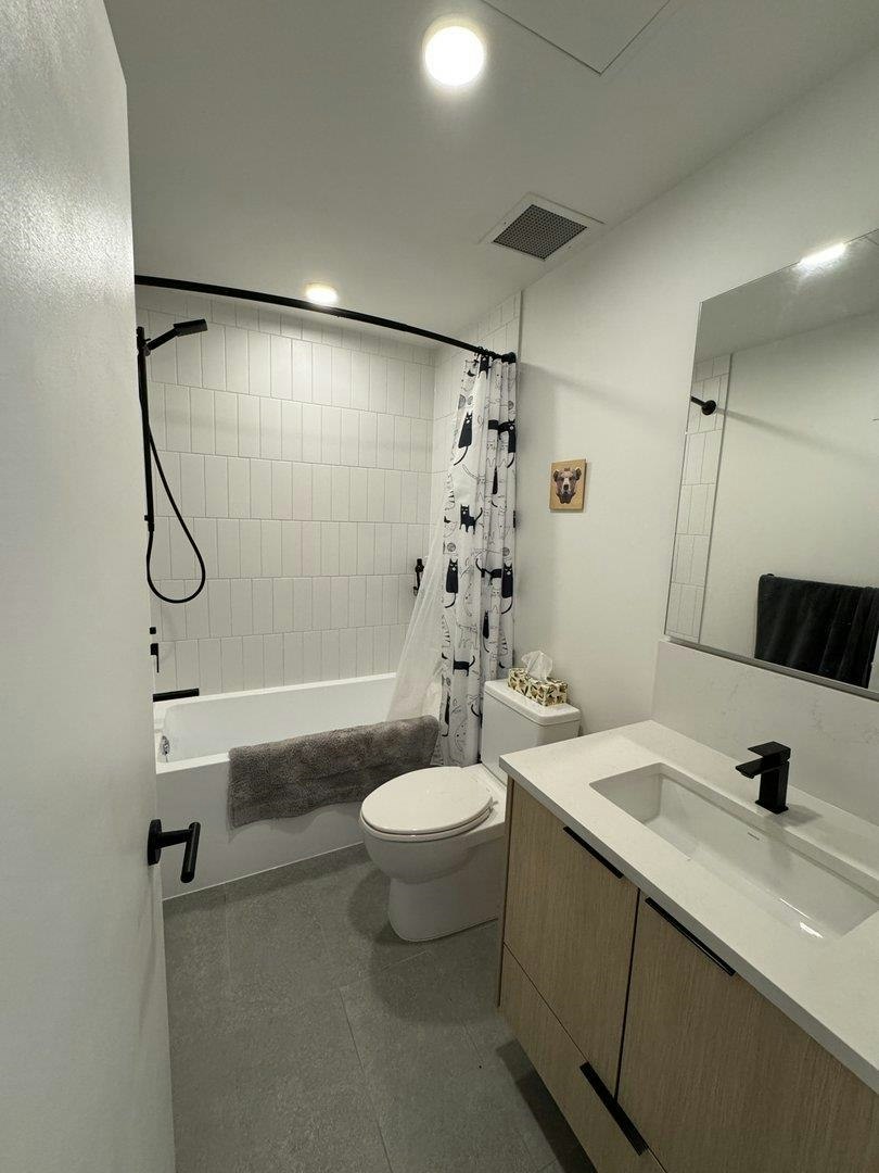 558-422 E 3rd Street, North Vancouver, BC, V7L 0K1 - 9