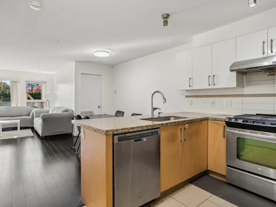123-6828 Eckersley Road - 2