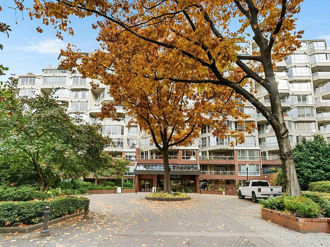 618-518 Moberly Road, Vancouver, BC, V5Z 4G3
