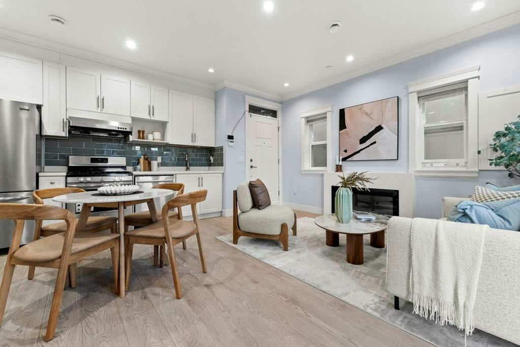 2216 Mannering Avenue - 5