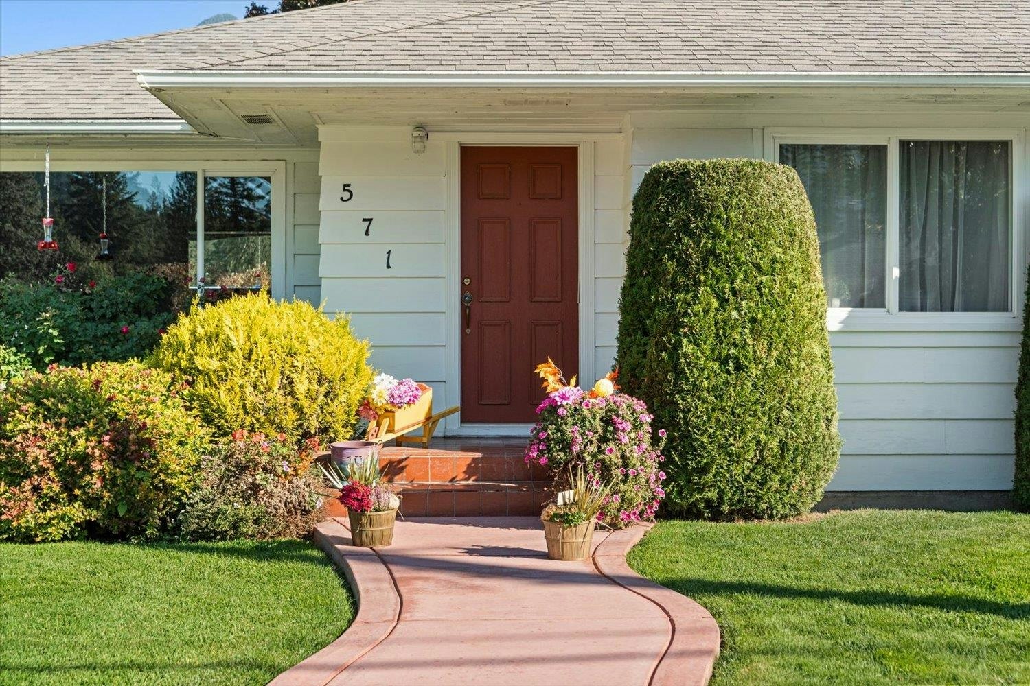 571 4th Avenue - 2