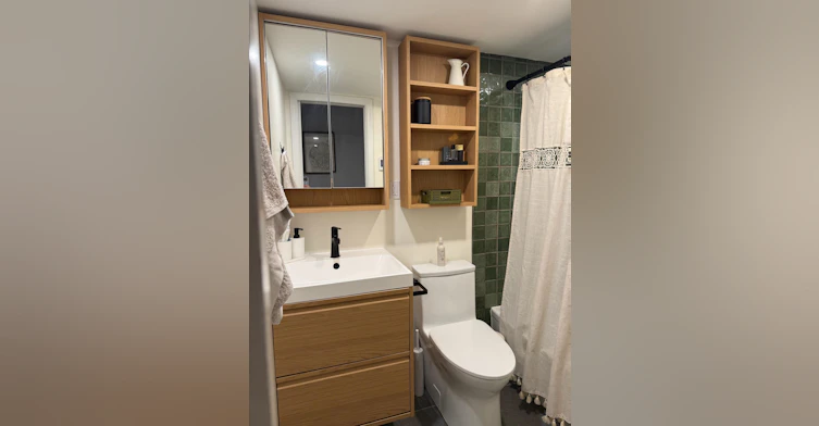 210-3465 Glen Drive, Vancouver, BC, V5V 4S5 - 4