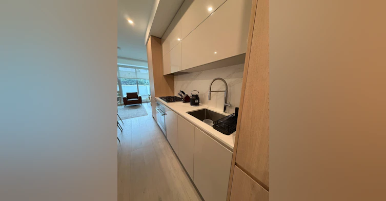 206-1342 Johnston Road, Surrey, BC, V4B 0C7 - 2