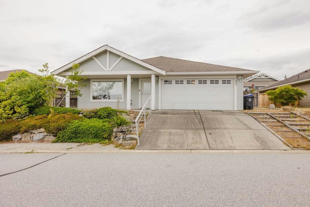 5687 Emily Way, Sechelt, BC, V7Z 0N5