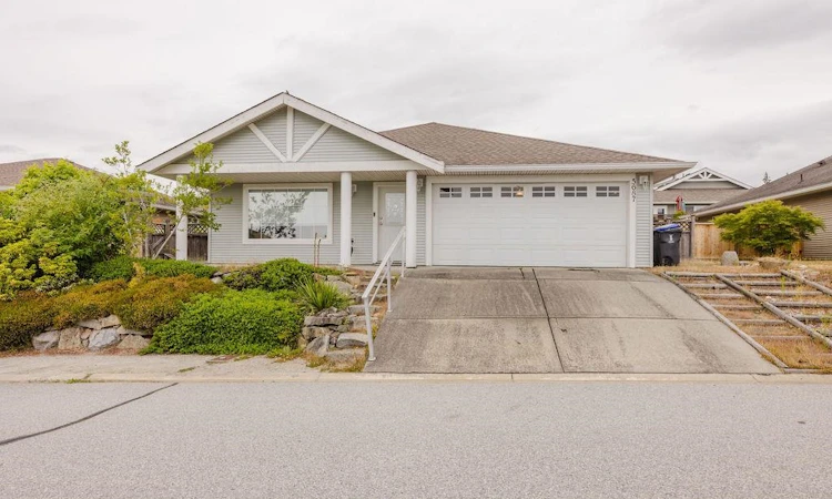 5687 Emily Way