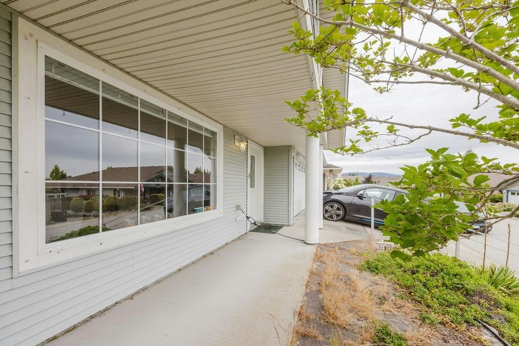5687 Emily Way - 3