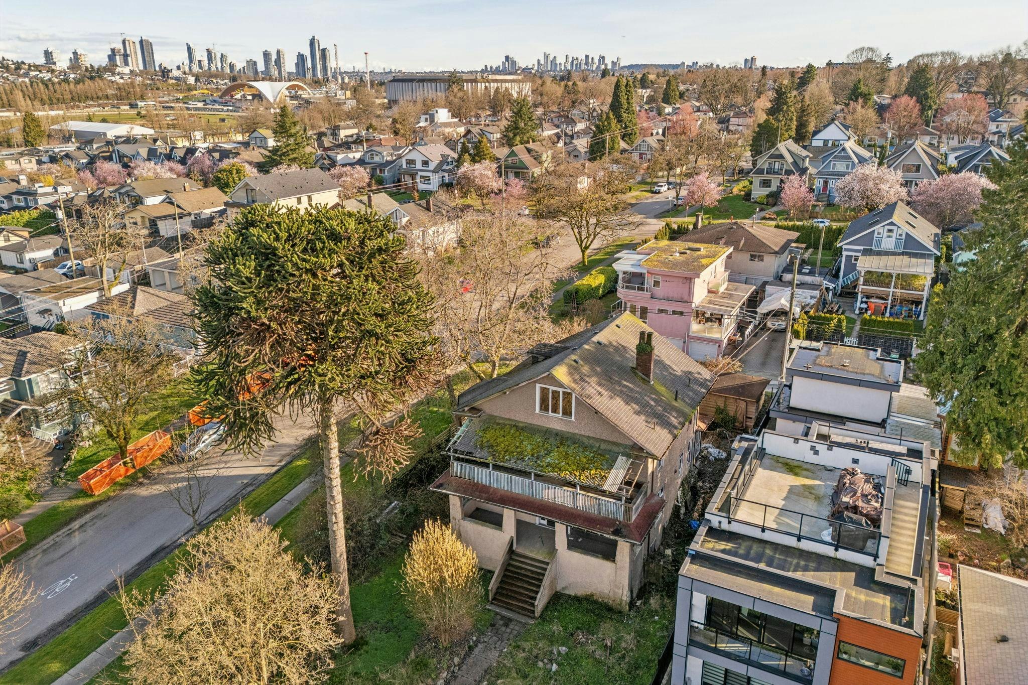 2798 Yale Street - 4