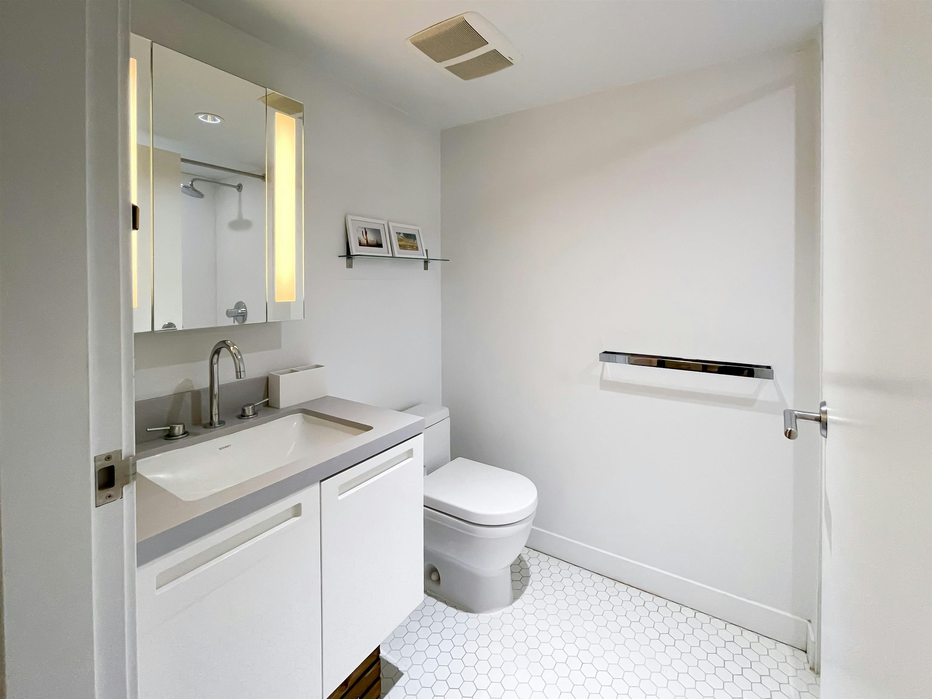 1106-188 Keefer Street, Vancouver, BC, V6A 1X4 - 13