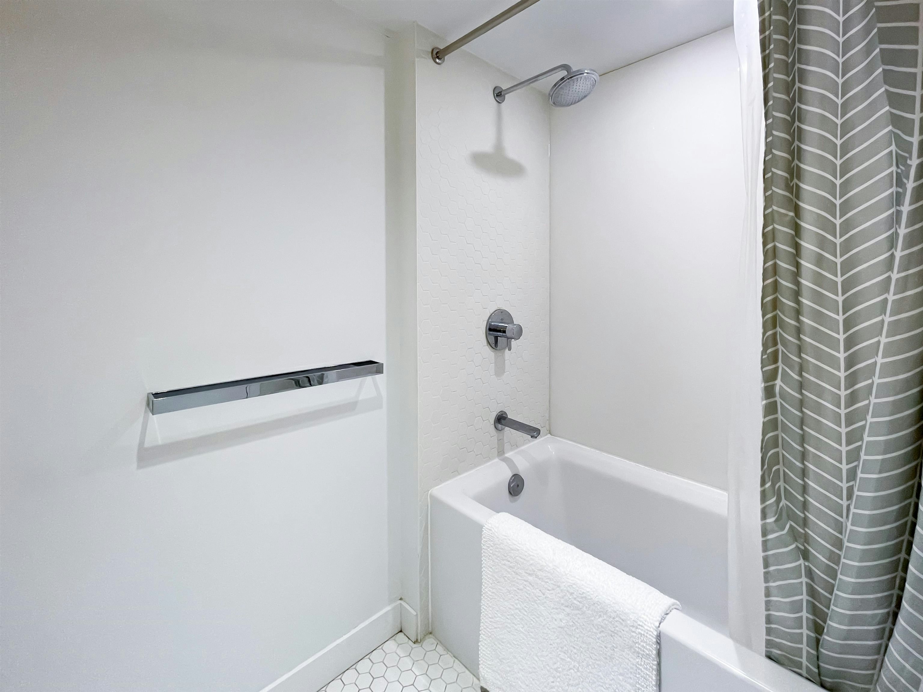 1106-188 Keefer Street, Vancouver, BC, V6A 1X4 - 14