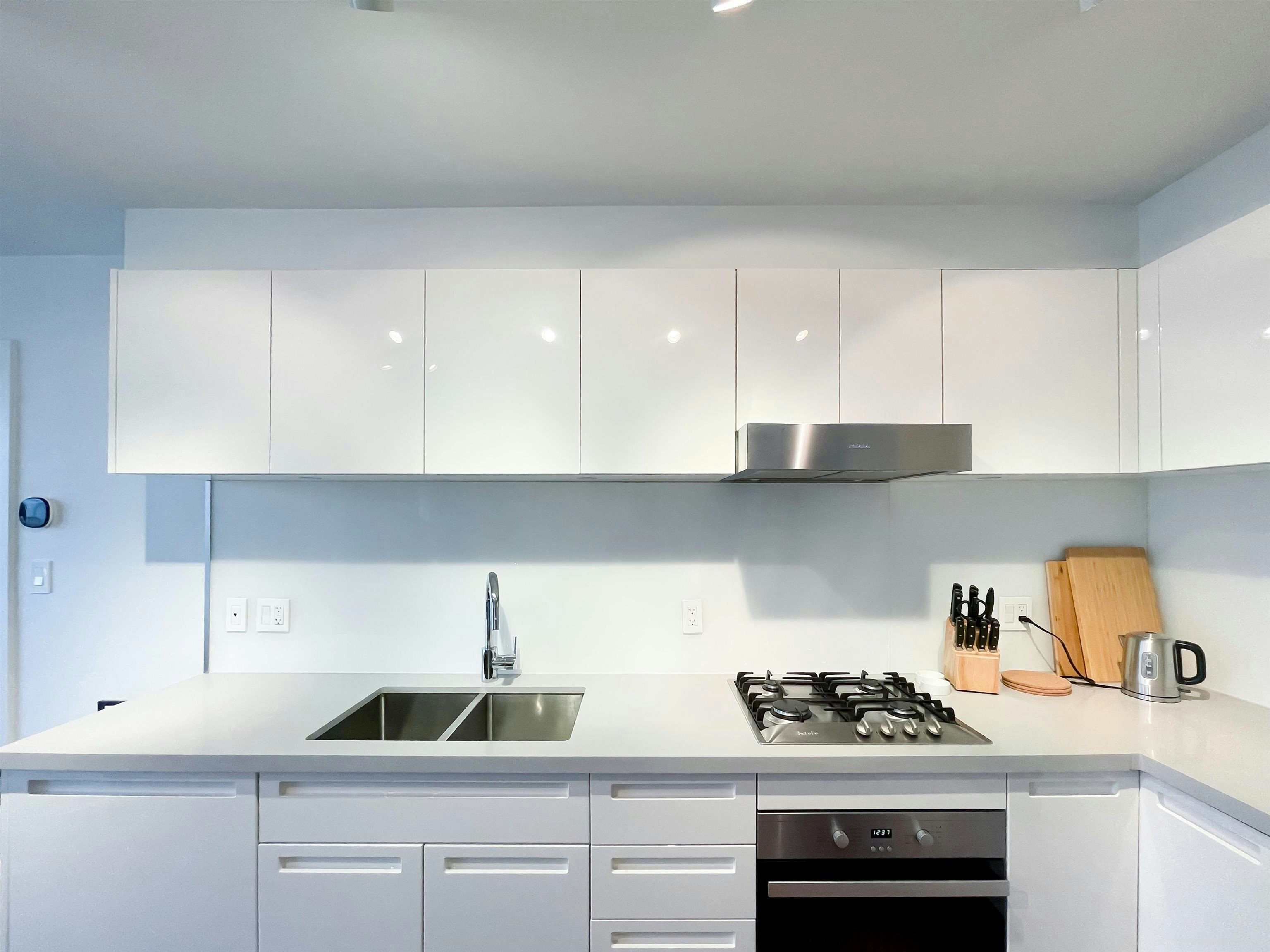 1106-188 Keefer Street, Vancouver, BC, V6A 1X4 - 4