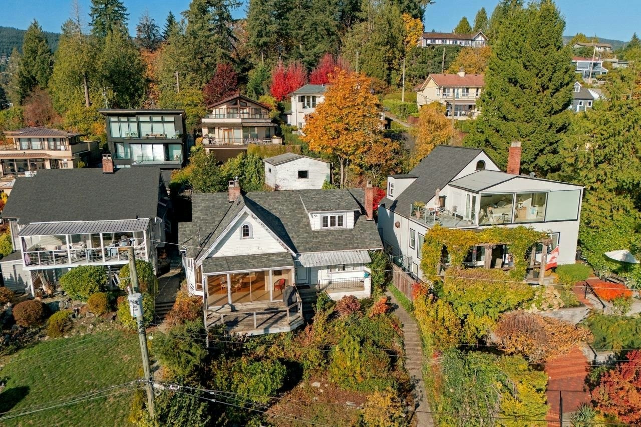 1013 Duchess Avenue - 3