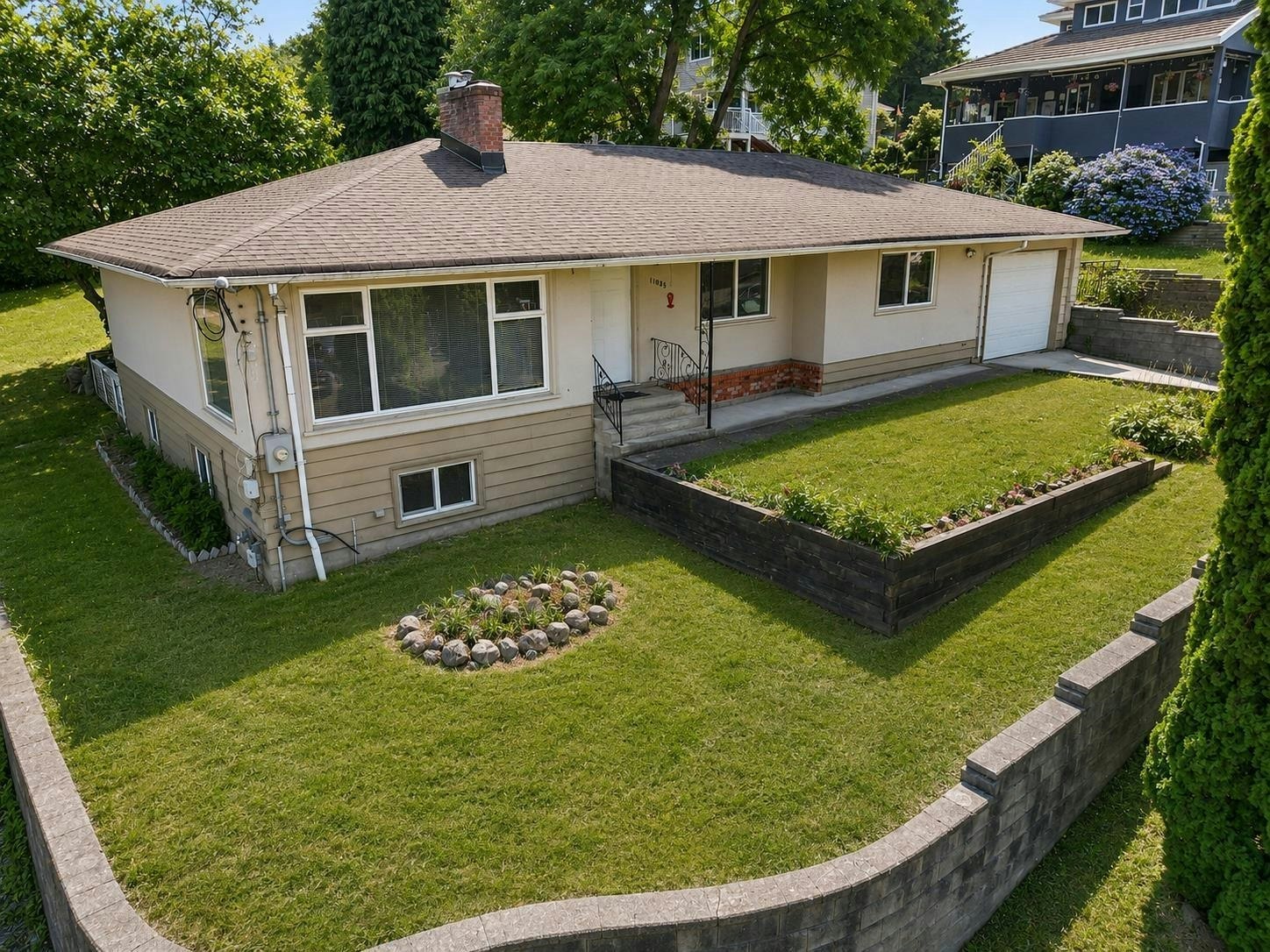 11028 129a Street, Surrey, BC, V3T 3L1