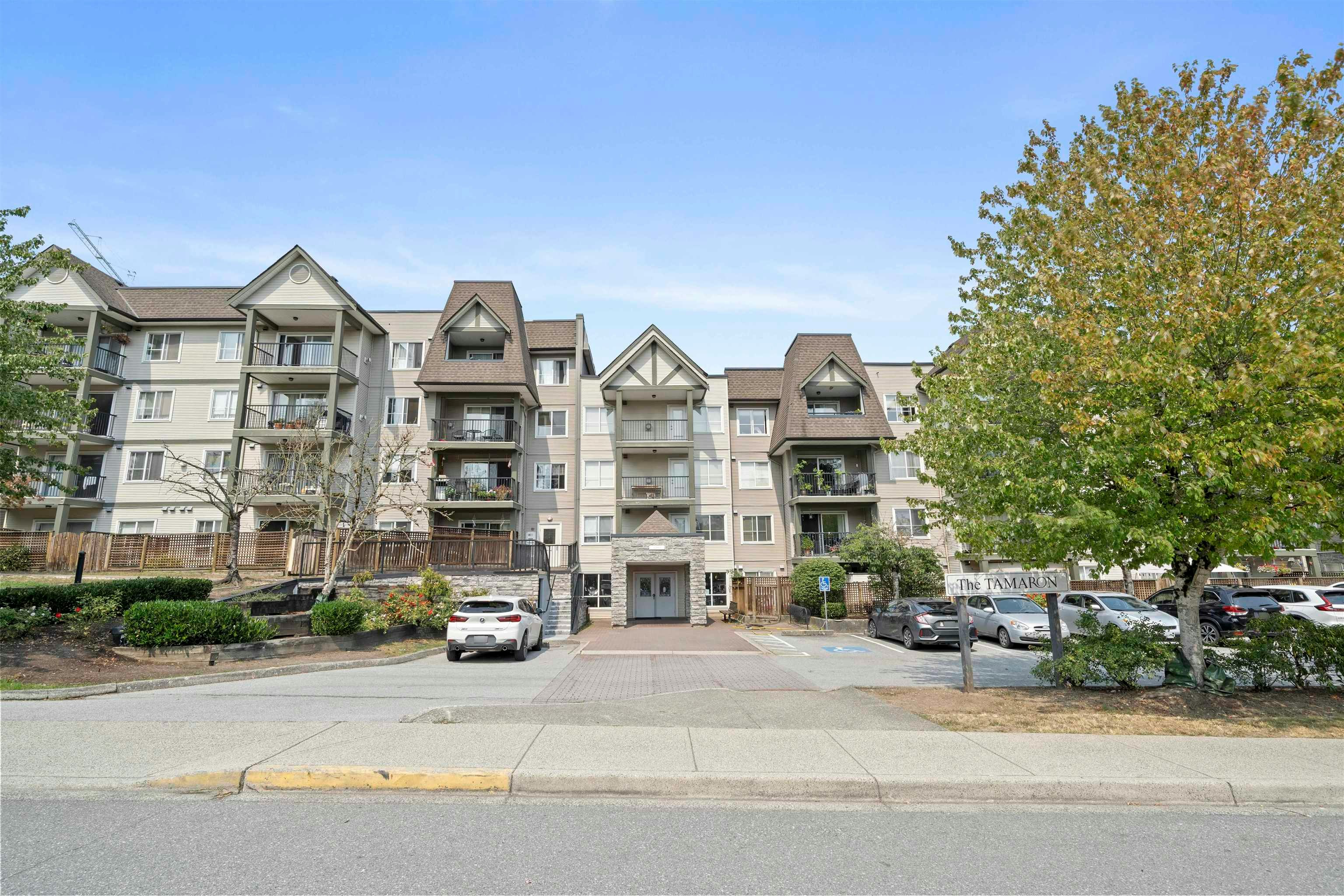 207-12083 92a Avenue, Surrey, BC, V3V 8C8