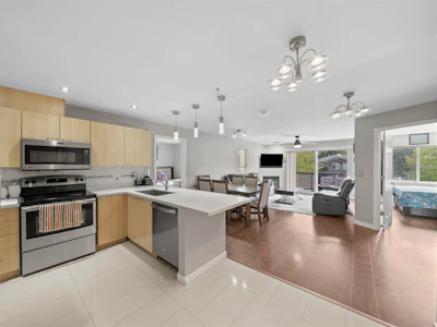 207-12083 92a Avenue - 2