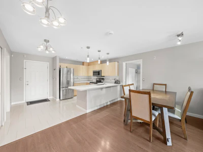 207-12083 92a Avenue - 5