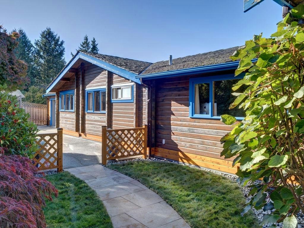 5229 Yacht Road - 5