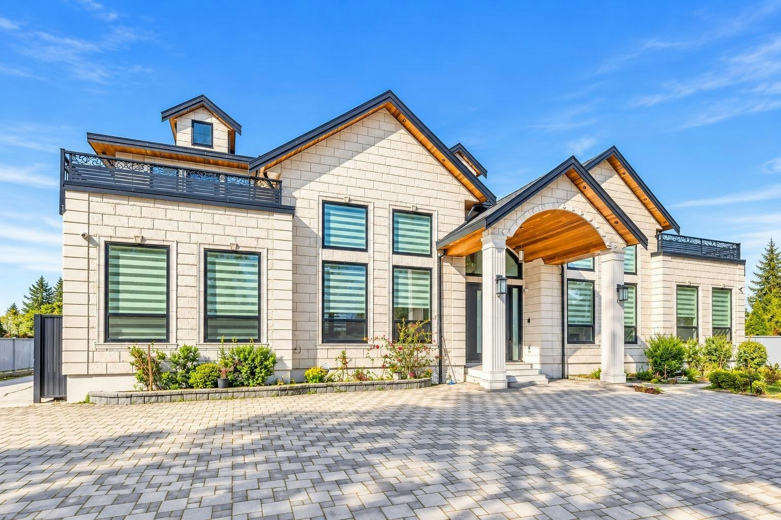 10211 No. 6 Road, Richmond, BC, V6W 1E6