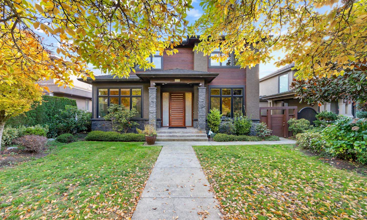 1420 W 54th Avenue