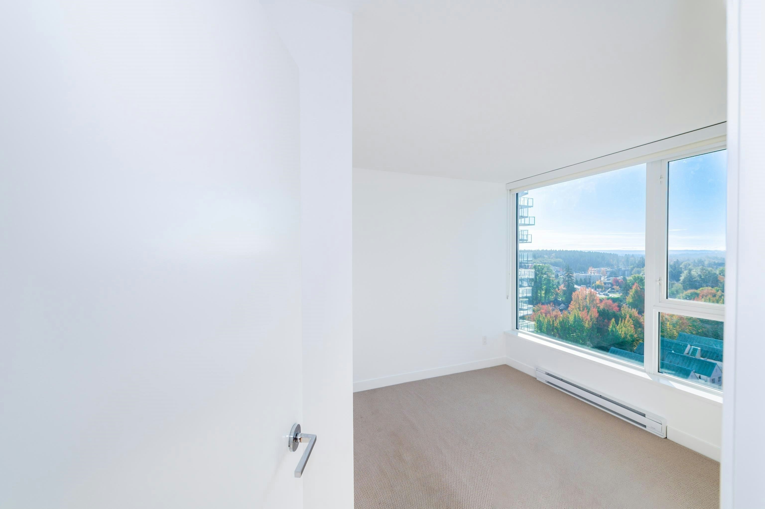 2503-13750 100 Avenue - 3