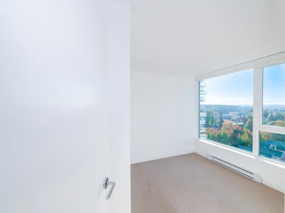 2503-13750 100 Avenue - 3