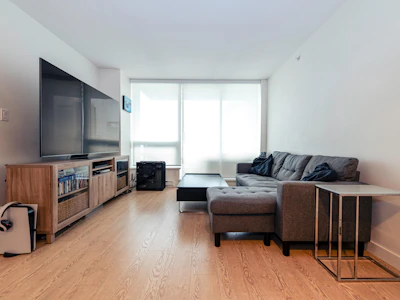2503-13750 100 Avenue - 2