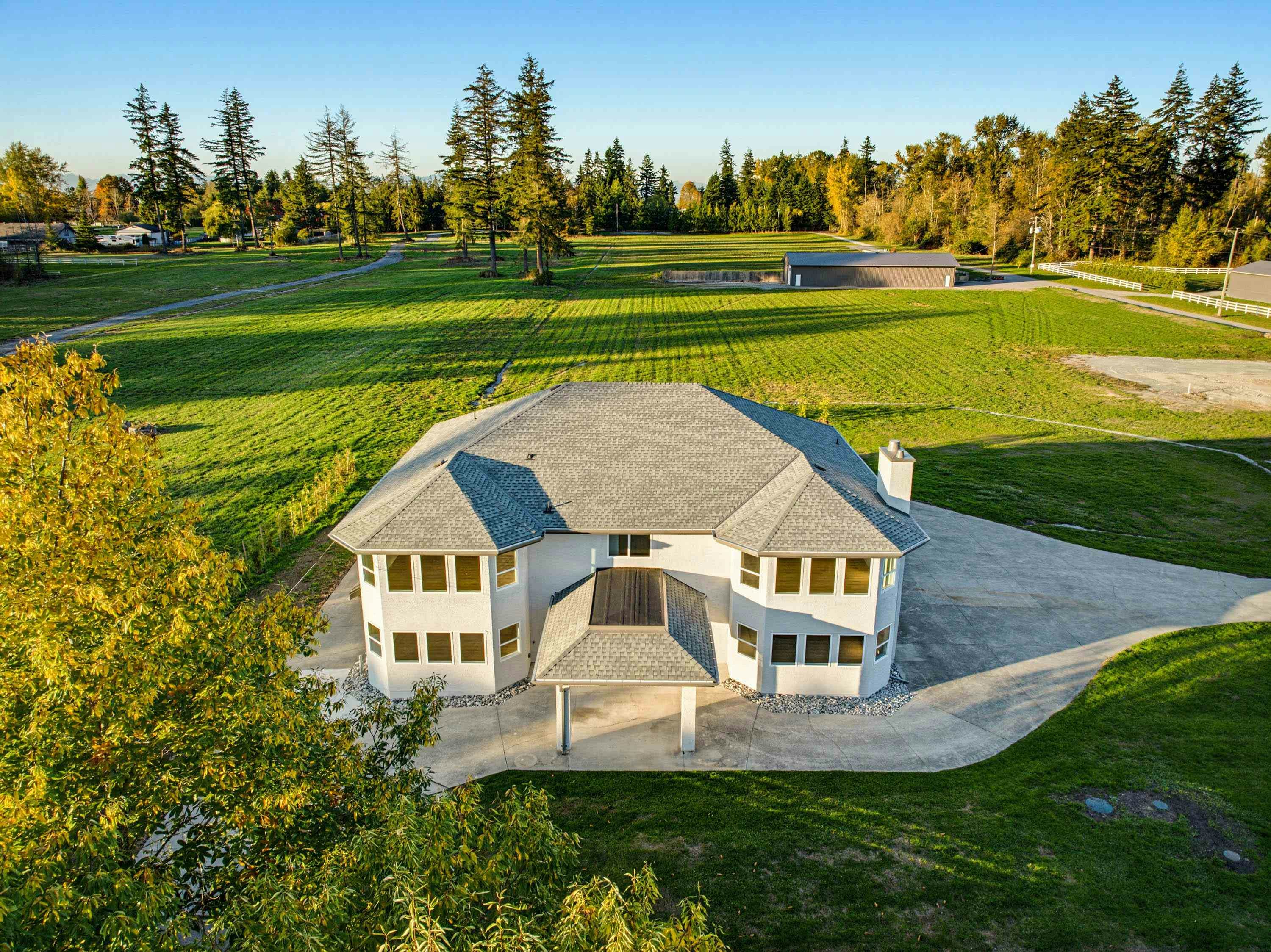 22787 24 Avenue - 5