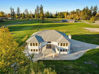 22787 24 Avenue - 5
