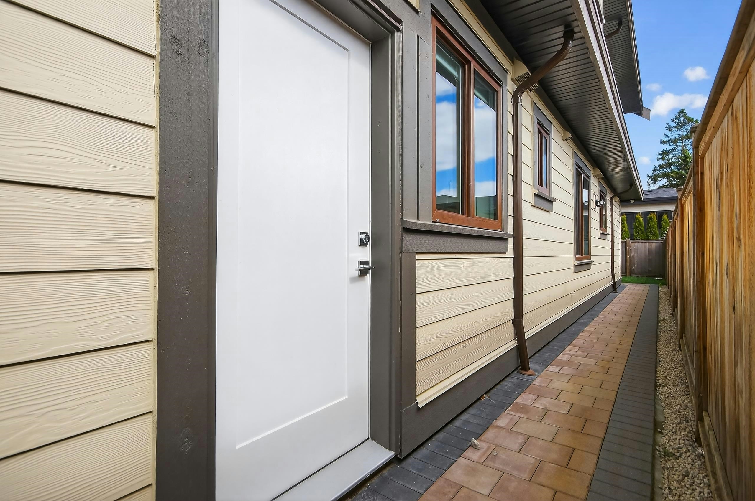 Ground-7588 Armstrong Street, Richmond, BC, V6Y 2S6 - 2