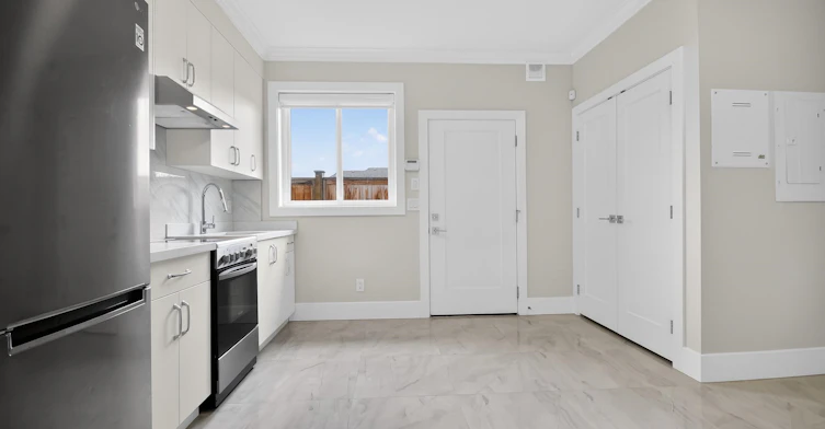 Ground-7588 Armstrong Street, Richmond, BC, V6Y 2S6 - 8