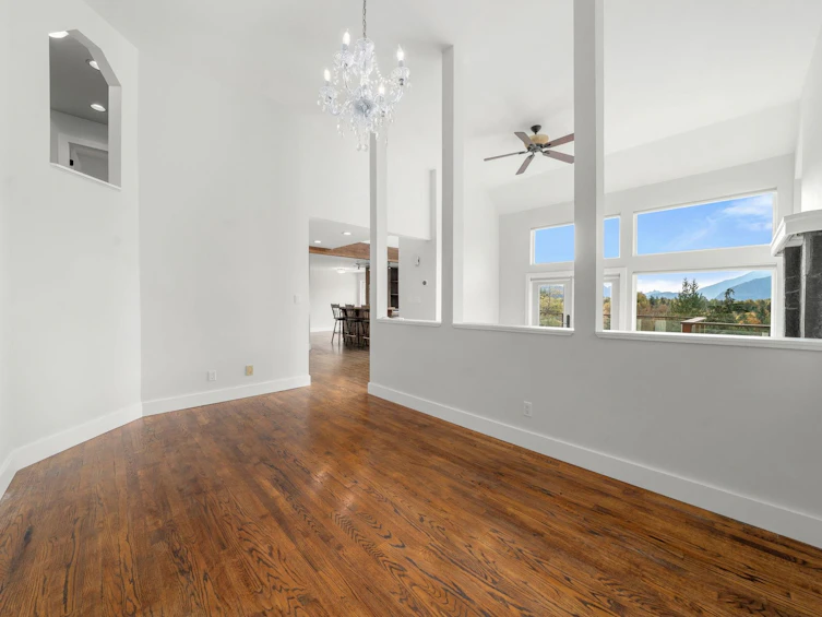40222 Skyline Drive, Squamish, BC, V0N 3G0 - 10