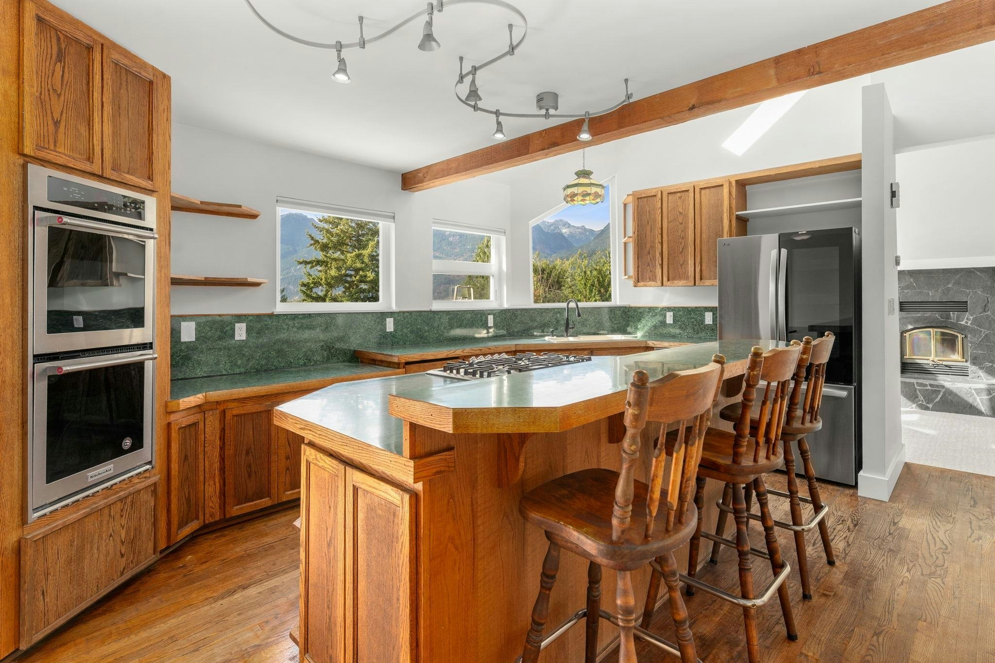 40222 Skyline Drive, Squamish, BC, V0N 3G0 - 13