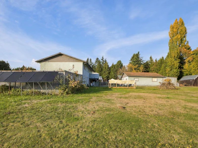 2548 Sunvalley Crescent - 4