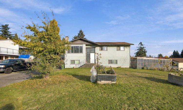 2548 Sunvalley Crescent