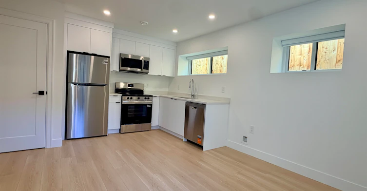 Basement-2153 E 20th Avenue, Vancouver, BC, V5N 2L5
