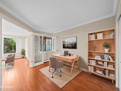 109-15270 17 Avenue - 4