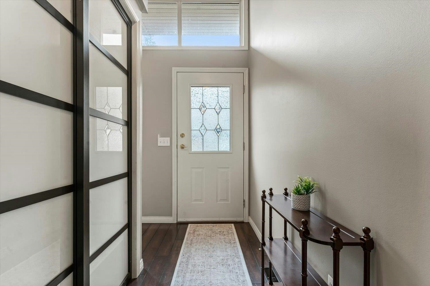1102-5260 Goldspring Place - 3