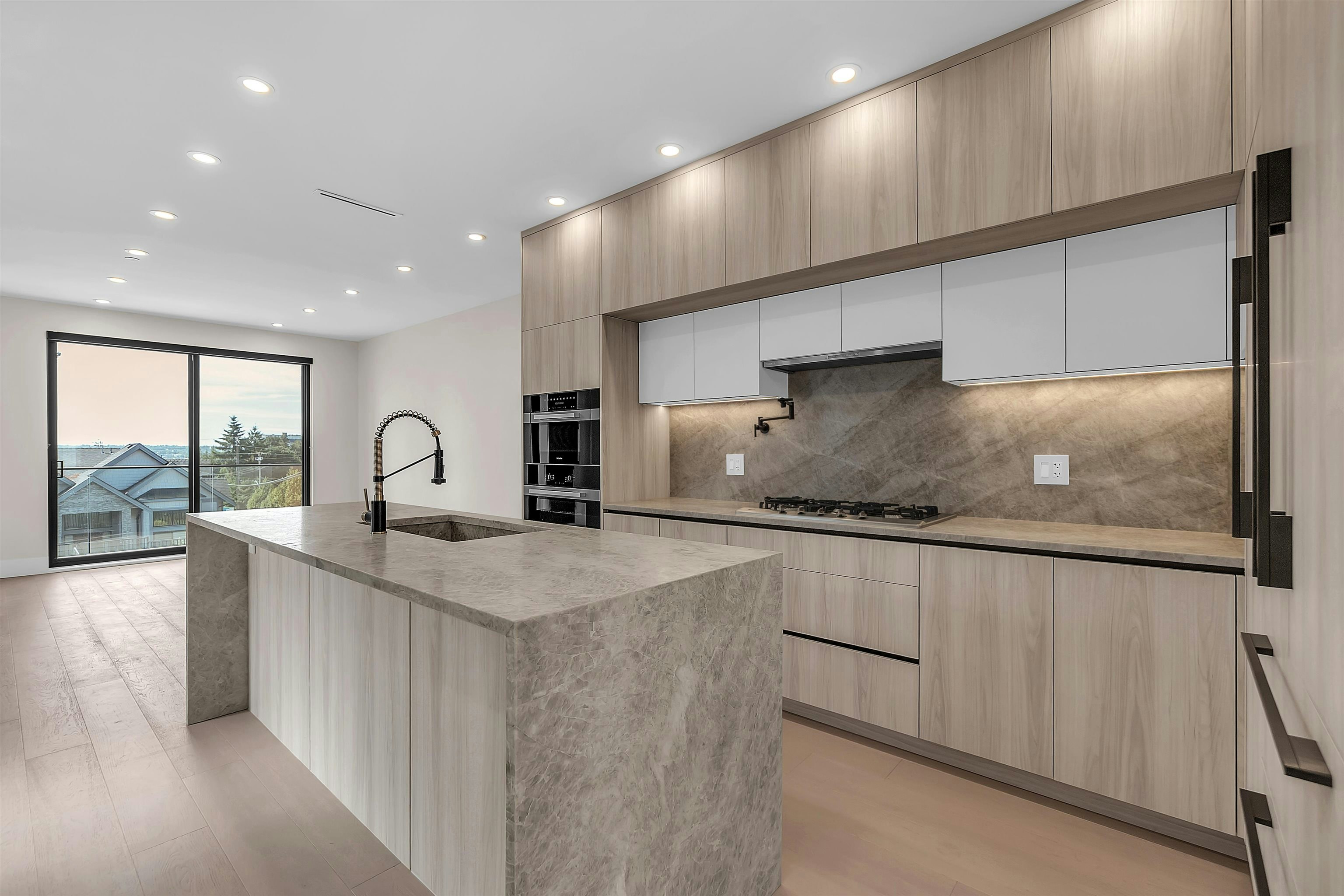 504 E 5th Street, North Vancouver, BC, V7L 1M4 - 12