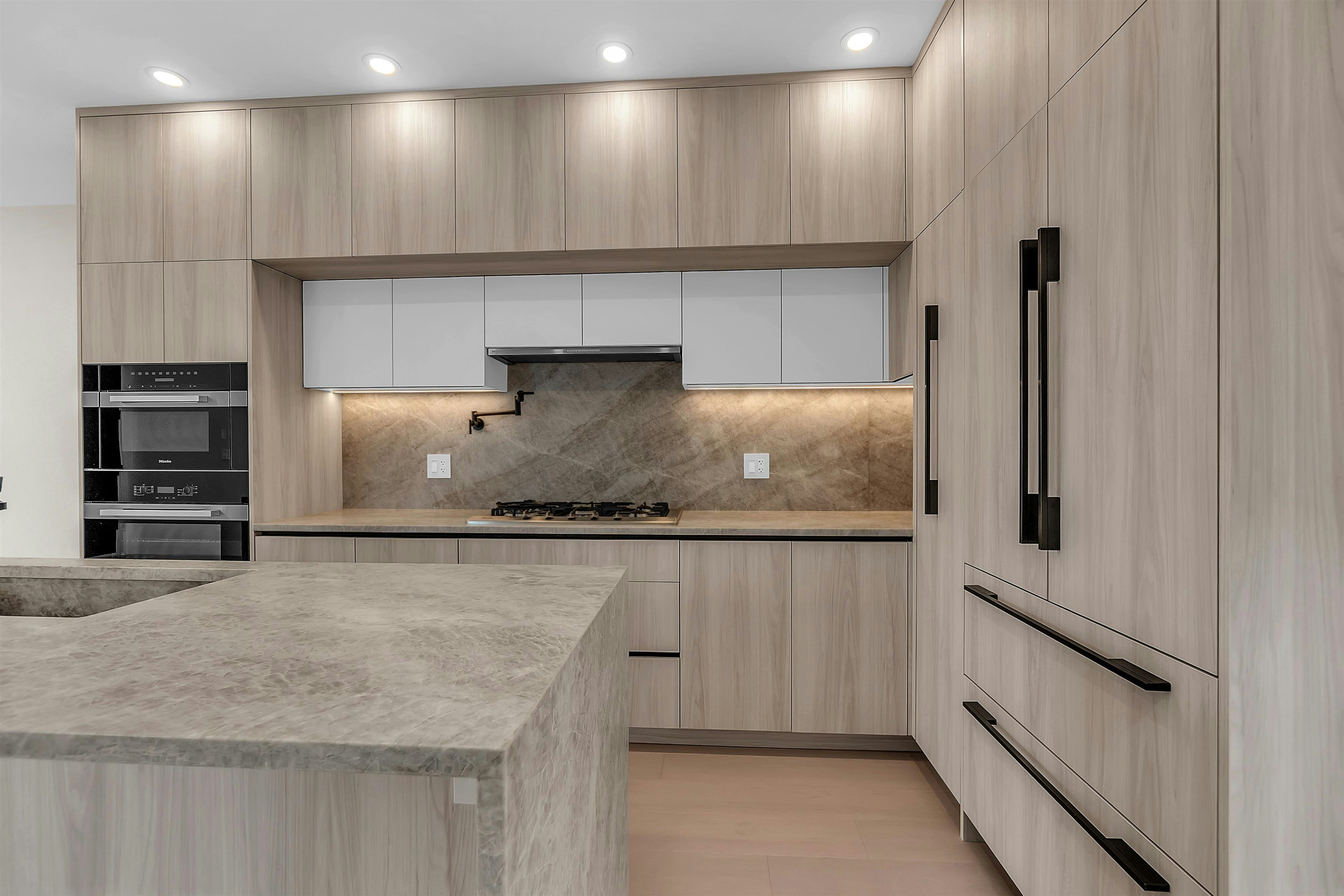 504 E 5th Street, North Vancouver, BC, V7L 1M4 - 11