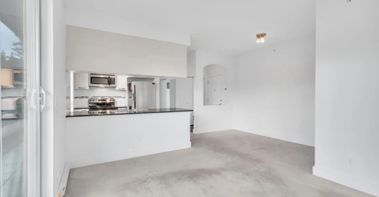 417-7418 Byrnepark Walk, Burnaby, BC, V3N 0B3 - 9