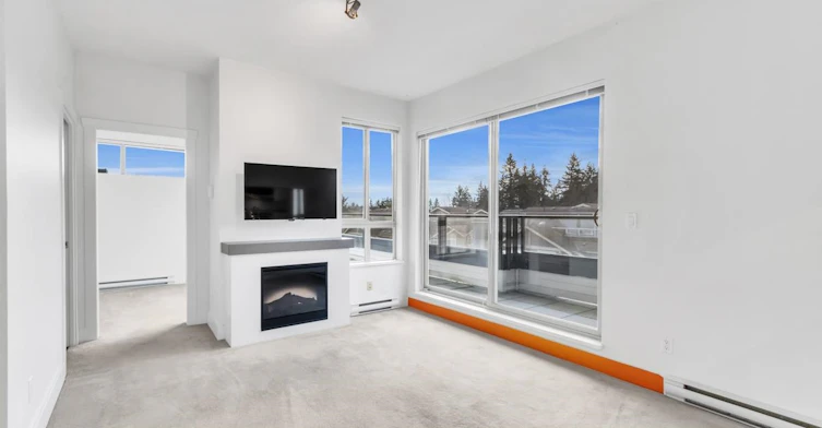 417-7418 Byrnepark Walk, Burnaby, BC, V3N 0B3 - 7