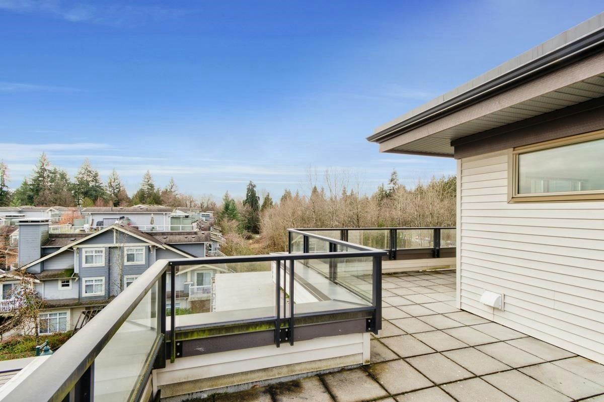 417-7418 Byrnepark Walk, Burnaby, BC, V3N 0B3 - 26