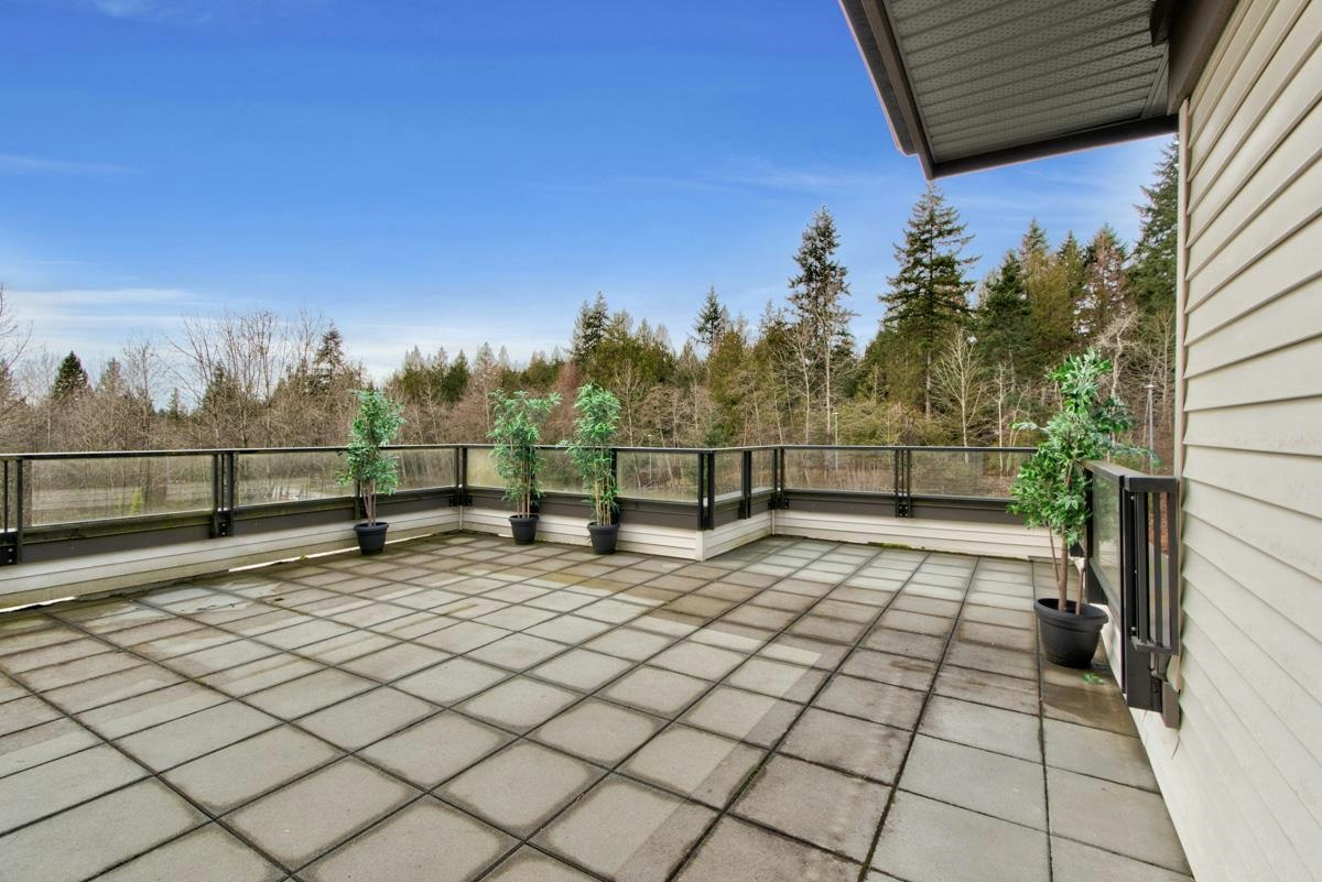 417-7418 Byrnepark Walk, Burnaby, BC, V3N 0B3 - 23