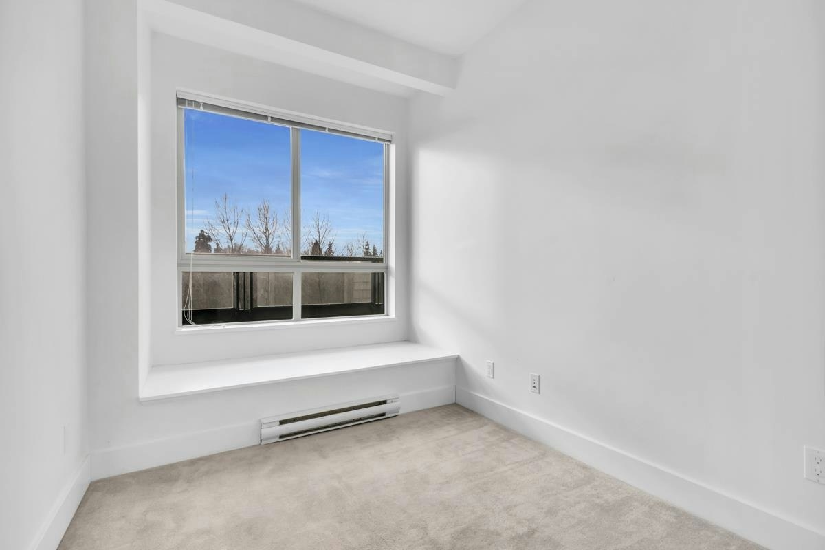 417-7418 Byrnepark Walk, Burnaby, BC, V3N 0B3 - 16
